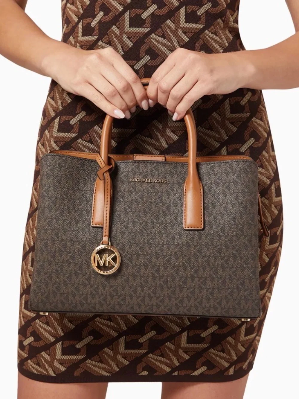 MICHAEL KORS Classic Brown Monogram Large Tote Bag ✨